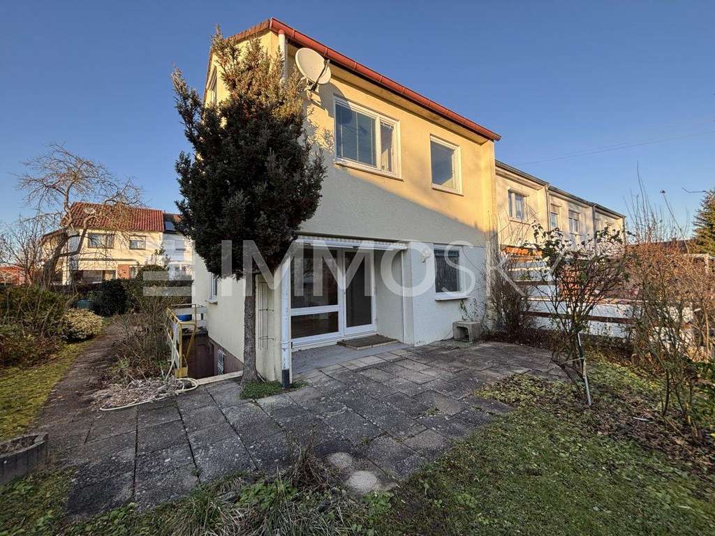  Reiheneckhaus mit großem Garten, Garage und Stellplatz in Mutlangen!