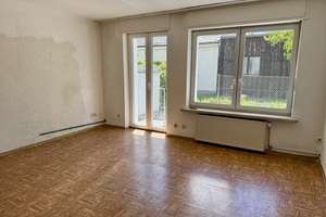 Schorer-Immobilien: Renovierungsbedürftiges Reihenmittelhaus in Augsburg-Haunsteten – Die vollständige Adresse der Immobilie erhältst du vom Anbieter., 86179 Haunstetten-Nord, Augsburg – Vorschaubild 4