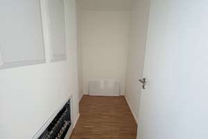 Schöner Wohnen im Neubau mit Dachterrasse, hellem Wohnbereich, Einbauküche, 2 Bäder, Abstellraum – Biklenstraße 10, 70327 Untertürkheim (Ortsteil), Stuttgart – Vorschaubild 13