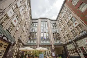 Ihr Investment in Berlin-Mitte: 2 Zimmer - tolle Gründerzeit-Wohnung - provisionsfrei – Ackerstraße 153, 10115 Berlin – Vorschaubild 17