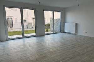 Höchstadt !! Wie Neu!! Reihenmittelhaus Kfw 55 zu verkaufen ! – Am Karpfenkreisel 19, 91315 Höchstadt an der Aisch – Vorschaubild 9