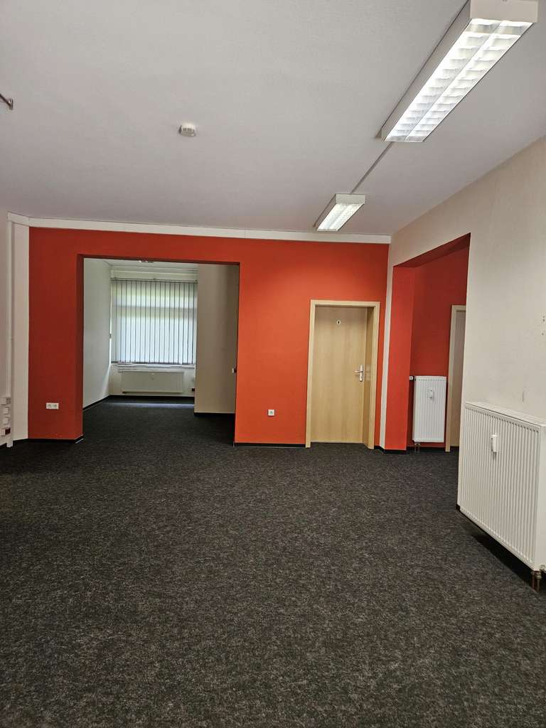 Immobilie in Oerlinghausen - Viel Platz, idyllische Lage, gute Verkehrsanbindung !! - Bild 4