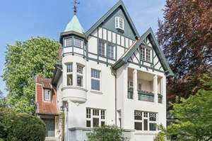 Großzügige Familienvilla im Herzen von Blankenese, ein Zuhause für Generationen