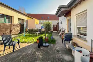Gestaltungspotenzial: Realisieren Sie selbst Ihr Zuhause nach eigenen Vorstellungen in urbaner Lage – Anhalt-Bitterfeld (Kreis) – Vorschaubild 11
