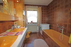 Mehrfamilienhaus mit Einliegerwohnung - Nebengebäude und Werkstatt für gew. Nutzung auf 3.846 qm – Günzburg (Kreis) – Vorschaubild 20