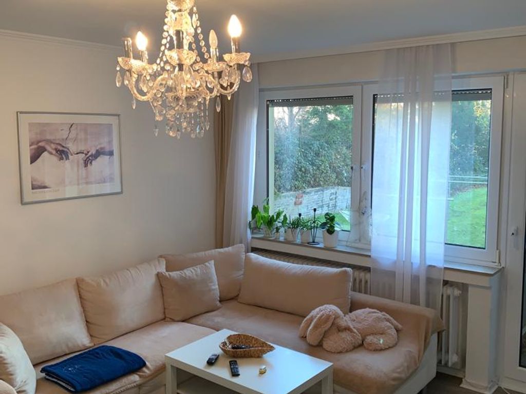 Komplett sanierte 3 ZKDB-Wohnung auf dem Donnerberg in ...