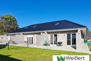 Modern wohnen auf einer Ebene – hochwertiger Bungalow mit Carport in Hohenlockstedt