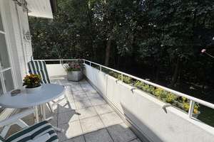 Landhausstil am Niendorfer Gehege! Ruhige 3-Zi.-Maisonette-ETW mit Balkon, Terrasse + TG  – Die vollständige Adresse der Immobilie erhältst du vom Anbieter., 22527 Eidelstedt, Hamburg – Vorschaubild 7