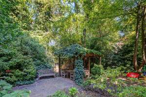 Property thumbnail 13