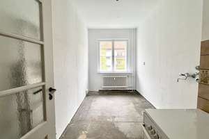 FREI! 2-Zimmer-Whg. + abgezogenen Dielen in Zehlendorf + Balkon + Bj. ca.1930 + hell & ruhig im 1.OG – Die vollständige Adresse der Immobilie erhältst du vom Anbieter., 14169 Zehlendorf, Berlin – Vorschaubild 9
