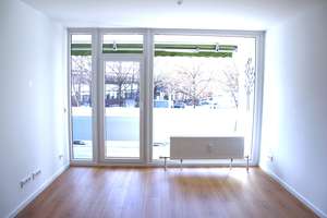 Topmoderne, helle, ruhige 3-Zimmer-Wohnung, 1 OG + 2021 komplett kernsaniert mit riesiger Westloggia