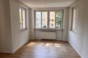 *  Ruhige Lage, helle Wohnung mit Wintergarten  - ID 6579  * – Die vollständige Adresse der Immobilie erhältst du vom Anbieter., 1187 Südvorstadt-West, Dresden – Vorschaubild 2