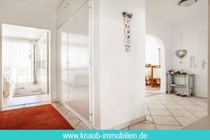 Schöne 3-Zimmer-Wohnung mit Südwest-Loggia, Stellplatz+Einbauküche in Pützchen – Die vollständige Adresse der Immobilie erhältst du vom Anbieter., 53229 Pützchen/Bechlinghoven, Bonn – Vorschaubild 9