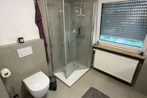 Doppelhaus in ruhiger Lage in Nürnberg Eibach – Die vollständige Adresse der Immobilie erhältst du vom Anbieter., 90451 Eibach, Nürnberg – Vorschaubild 2