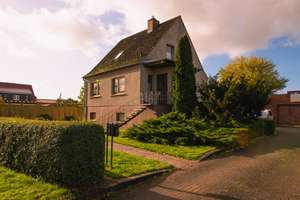 Moderne Gewerbeobjekt mit Büroeinheit, beheizbarem Werkstattgebäude, 3Lagerhallen sowie Wohngebäude – Die vollständige Adresse der Immobilie erhältst du vom Anbieter., 18196 Dummerstorf – Vorschaubild 2