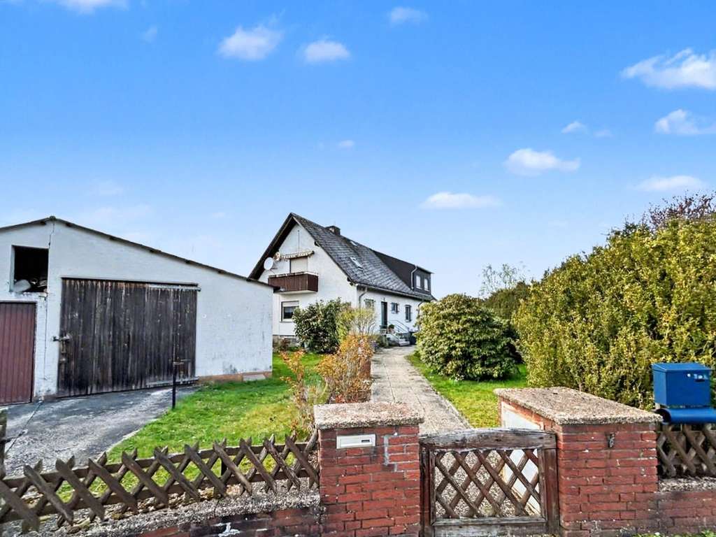 Immobilie in Selters (Taunus) - Gepflegtes, vermietetes EFH in ruhiger Lage und großem Grundstück in Haintchen-Selters - Bild 2