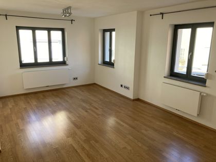 Sonnige 2 outlet Zimmer Küche Bad Wohnung in Amberg