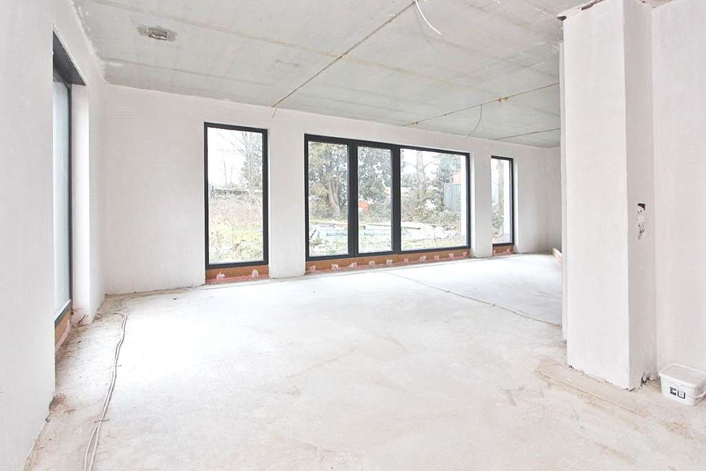 Immobilie in Schulzendorf - Großes Architekten-Ausbauhaus in Schulzendorf zu verkaufen - Bild 4