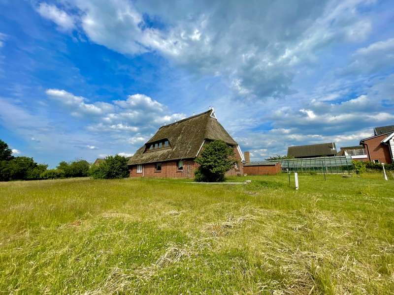 Sanierungsbedürftiges Reetdachhaus in Hamburg-Kirchwerder am Elbdeich, Hamburg – Bild 2