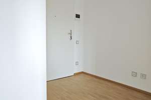 Bestlage in Dresden direkt am Schillerplatz mit Dachterrasse! – Die vollständige Adresse der Immobilie erhältst du vom Anbieter., 1309 Blasewitz (Stadtteil), Dresden – Vorschaubild 3