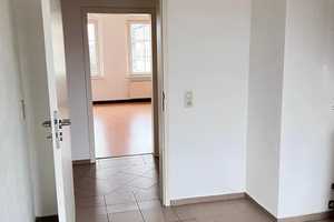 Schöne 90qm Wohnung 4-Zimmer Chemnitz Innenstadt (WG - Studenten) – Elisenstrasse 14, 9111 Chemnitz – Vorschaubild 6
