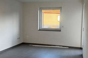 Moderne 2-Zimmer-Wohnung in Duisburg mit Balkon und Stellplatz – Die vollständige Adresse der Immobilie erhältst du vom Anbieter., 47179 Fahrn, Duisburg – Vorschaubild 2
