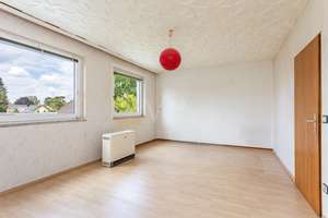Familienfreundlich Wohnen im gepflegtem Umfeld in eigener Doppelhaushälfte auf sonnigem Grundstück – Die vollständige Adresse der Immobilie erhältst du vom Anbieter., 12351 Buckow, Berlin – Vorschaubild 10