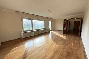 Top-Lage am Neroberg 3-4 ZKB mit 2 Balkonen, Weinbergblick und Aufzug – Die vollständige Adresse der Immobilie erhältst du vom Anbieter., 65193 Nordost, Wiesbaden – Vorschaubild 7
