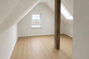 Energetische Sanierte Wohnung, 2,5-Zimmer-Dachgeschosswohnung in Stuttgart-Ost mit Cabrio Fenster – Schwarenbergstr 153, 70188 Gablenberg, Stuttgart – Vorschaubild 8