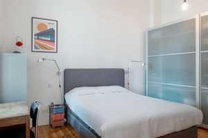 Sonnige 2-Zimmer-Altbauwohnung mit Terrasse im idyllischen Mitte-Kiez – Berlin – Vorschaubild 5
