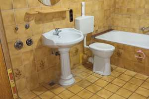 Top Lage, Top Chance – 2,5 Zimmer mit Potenzial – Die vollständige Adresse der Immobilie erhältst du vom Anbieter., 27568 Mitte, Bremerhaven – Vorschaubild 7