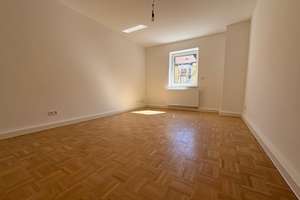 Helle und moderne 4-Zimmer Wohnung in Top-Lage mit Balkon - KfW-Effizienzhaus 70 EE – Schweppermannstraße 79, 90408 Uhlandstraße, Nürnberg – Vorschaubild 9