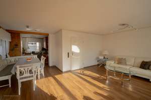 ***Heike Borchers Immobilien***Gemütliches Reiheneckhaus mit Süd-Garten bietet viel Freiheit*** – Die vollständige Adresse der Immobilie erhältst du vom Anbieter., 82024 Taufkirchen – Vorschaubild 5