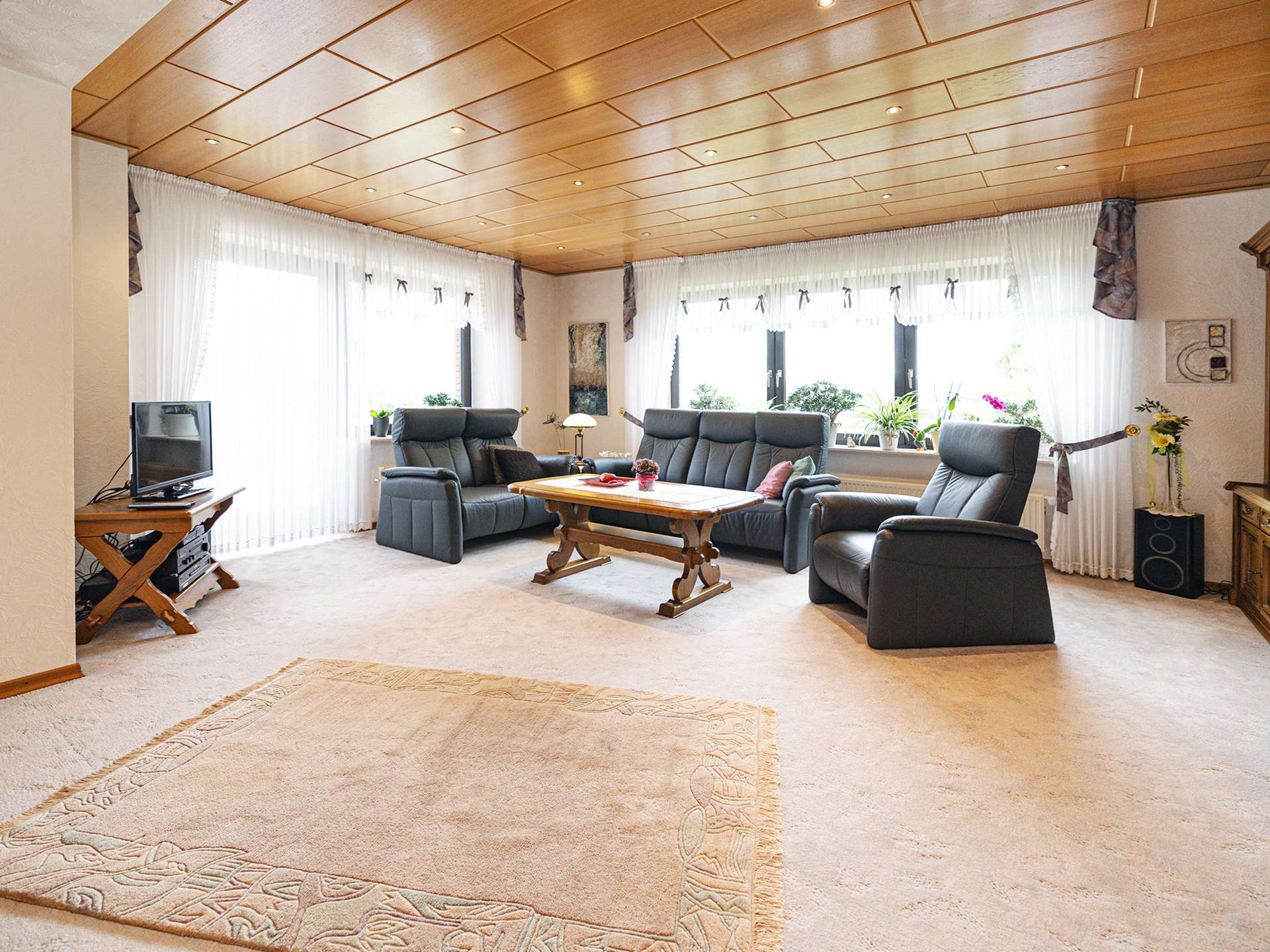 Immobilie in Hilter - Großzügiges Einfamilienhaus trifft auf ruhige Waldrandlage in Hilter - Bild 2