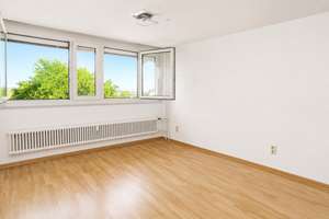 U1/ U3 am OEZ: Helle 2-Zimmer-Wohnung mit Südbalkon – Werner-Friedmann-Bogen 12, 80993 Alt-Moosach, München – Vorschaubild 3