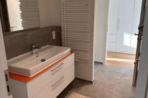 Hafencity Erstbezug: Traumblick auf Elphi und Elbe, Einbauküche, Einbauschrank Ankleide, Schrank Bad – Lucy-Borchardt-Straße 4, 20457 Hamburg – Vorschaubild 17