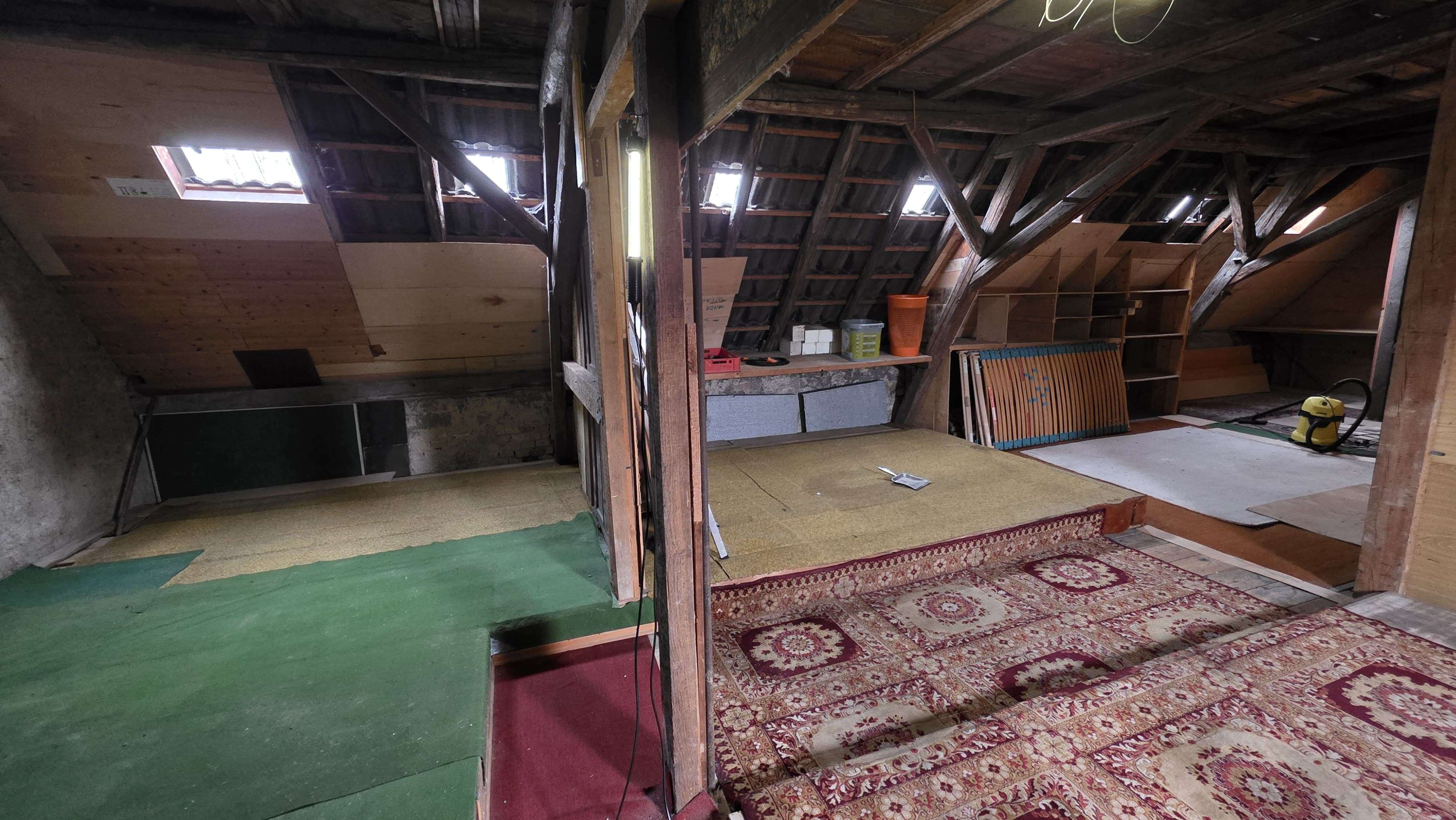 Immobilie in Philippsburg - 1-2 Familienhaus mit gutem Raumangebot und großen Garagentrakt der ideal für Hobbyhandwerker ist - Bild 10