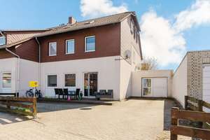 Über 80qm Wohn- und Nutzfläche: Moderner Wohntraum inklusive Stellplatz und eigenem Garten