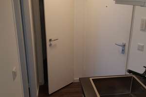 Möbliertes 1-Zimmer-Apartment mit Balkon in Düsseldorf-Rath – Wattenscheider Straße 2, 40472 Rath, Düsseldorf – Vorschaubild 3