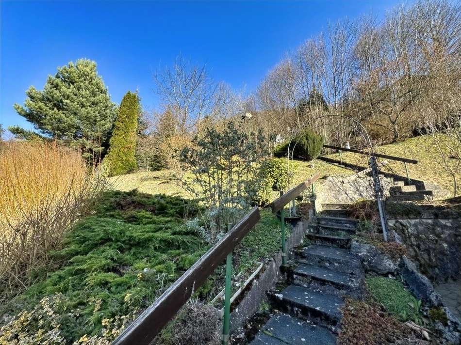 Aufgang in den Garten