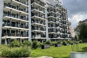 Exklusive 2-Zi.-Neubauwohnung + Tiefgaragen.-Stellplatz in absoluter City-Lage.  Privatverkauf. 