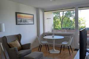 Möblierte 1-Zimmer-Whg mit EBK/Furnished 1 bedroom apt with kitchen in München Laim – Hauzenbergerstraße 20, 80686 München – Vorschaubild 3