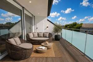 NEUER PREIS: Exklusives Wohnen über den Dächern Mannheims mit sonniger Terrasse