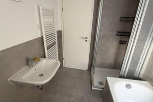 Helle sanierte 3,5 Zimmer Wohnung  – Jahnstraße 2, 46145 Sterkrade-Mitte, Oberhausen – Vorschaubild 8