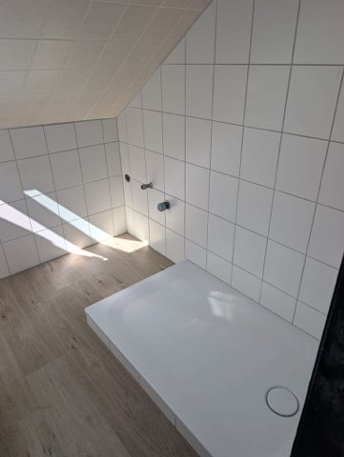 Stilvolle 2-Zimmer-Dachgeschoss-Wohnung in bevorzugter Lage des unteren Ostviertels