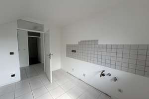 Renovierte 3 Zi-Dachgeschosswohnung mit Balkon im gepflegtem MFH – Die vollständige Adresse der Immobilie erhältst du vom Anbieter., 47839 Hüls, Krefeld – Vorschaubild 8