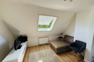Super zentrale Lage: 2-Zimmer-Wohnung in Stuttgart-Weilimdorf – Die vollständige Adresse der Immobilie erhältst du vom Anbieter., 70499 Weilimdorf (Ortsteil), Stuttgart – Vorschaubild 2