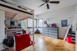 Großzügiges Mehrgenerationen-Ensemble mit zwei Häusern, Pool und viel Privatsphäre – 14089 Kladow, Berlin – Vorschaubild 6