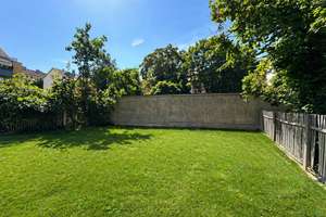 Immobilienrarität im Inneren Osten – exklusive Stadtvilla-Wohnung mit außergewöhnlichem Privatgarten – Die vollständige Adresse der Immobilie erhältst du vom Anbieter., 93055 Ostenviertel, Regensburg – Vorschaubild 5