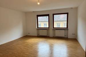 Helle 3 Zimmer Altbauwohnung mit Balkon in der historischen Würzburger Innenstadt – Plattnerstraße 9, 97070 Altstadt, Würzburg – Vorschaubild 5